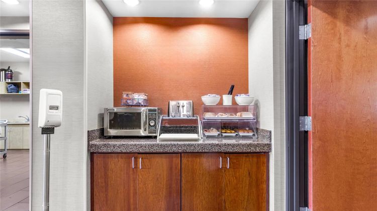 Comfort Suites Restaurant