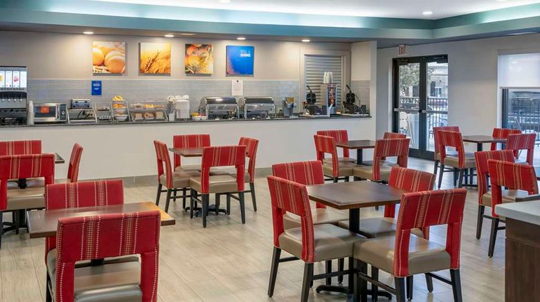 <b>Comfort Suites, Elgin Restaurant</b>. Images powered by <a href="https://iceportal.shijigroup.com/" title="IcePortal" target="_blank">IcePortal</a>.