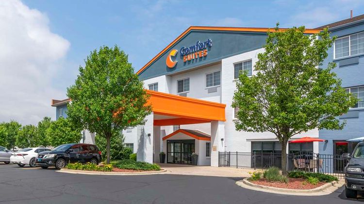 Comfort Suites, Elgin Exterior