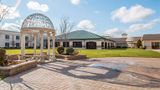 <b>Clarion Inn Elmhurst - Oakrbook Exterior</b>. Images powered by <a href="https://iceportal.shijigroup.com/" title="IcePortal" target="_blank">IcePortal</a>.