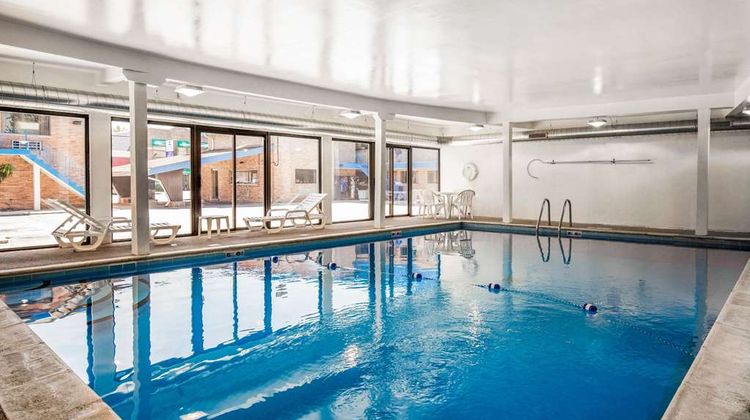 Rodeway Inn Lyons Pool