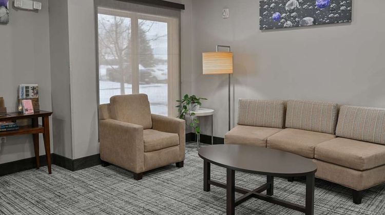 Sleep Inn and Suites Lobby