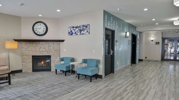 Sleep Inn and Suites Lobby
