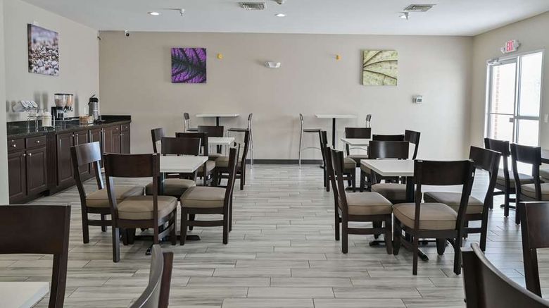 <b>Sleep Inn and Suites Restaurant</b>. Images powered by <a href="https://iceportal.shijigroup.com/" title="IcePortal" target="_blank">IcePortal</a>.