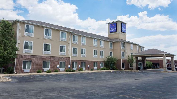 Sleep Inn and Suites Exterior