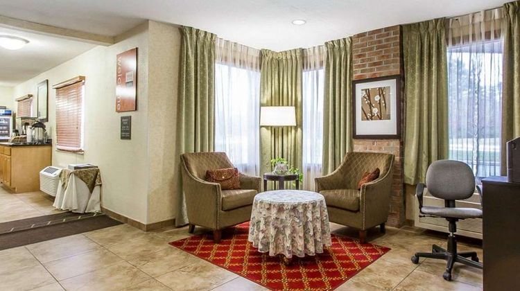 Quality Inn Lobby