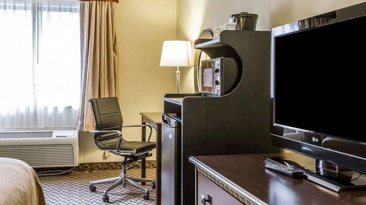 Quality Inn Room