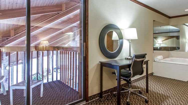 Quality Inn Suite