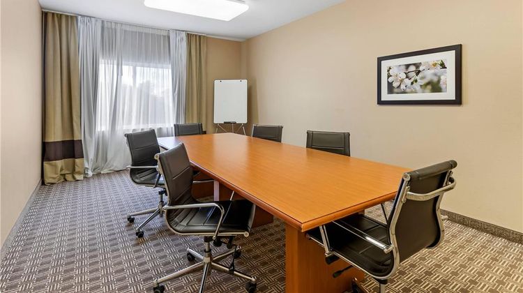 Comfort Inn & Suites Meeting