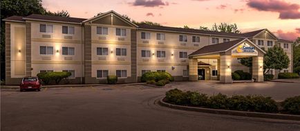 Comfort Inn & Suites Exterior