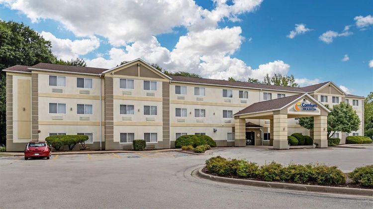 Comfort Inn & Suites Exterior