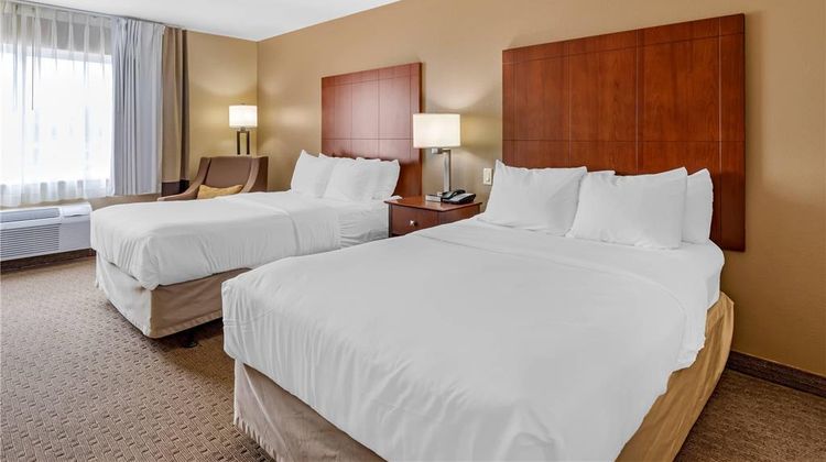 Comfort Inn & Suites Room