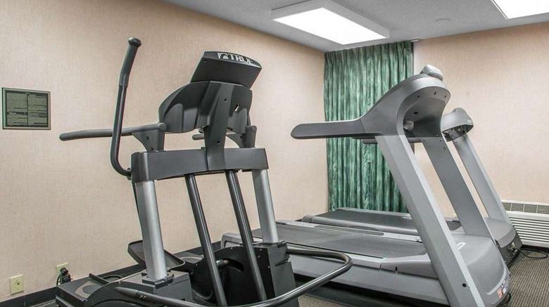 <b>Quality Inn Schaumburg Health</b>. Images powered by <a href="https://iceportal.shijigroup.com/" title="IcePortal" target="_blank">IcePortal</a>.