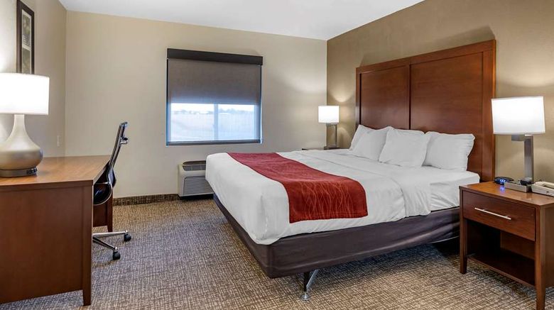 <b>Comfort Inn and Suites Greenville I-70 Suite</b>. Images powered by <a href="https://iceportal.shijigroup.com/" title="IcePortal" target="_blank">IcePortal</a>.