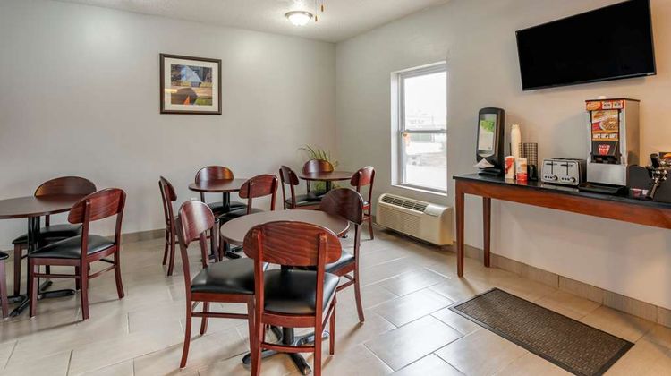 Econo Lodge Inn and Suites Restaurant