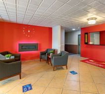 Econo Lodge Inn and Suites Lobby