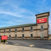Econo Lodge Inn and Suites