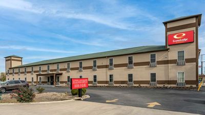 Econo Lodge Inn and Suites
