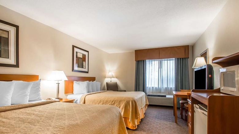 <b>Quality Inn Room</b>. Images powered by <a href="https://iceportal.shijigroup.com/" title="IcePortal" target="_blank">IcePortal</a>.