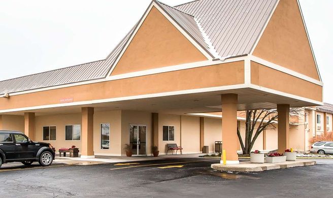 Quality Inn Exterior