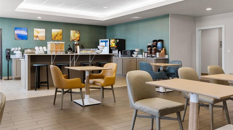 Comfort Inn and Suites Marion I-57 Restaurant