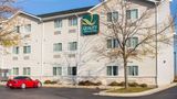 <b>Quality Inn Exterior</b>. Images powered by <a href="https://iceportal.shijigroup.com/" title="IcePortal" target="_blank">IcePortal</a>.