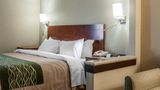 <b>Quality Inn & Suites Cahokia Room</b>. Images powered by <a href="https://iceportal.shijigroup.com/" title="IcePortal" target="_blank">IcePortal</a>.