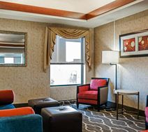 Quality Inn & Suites Cahokia Lobby
