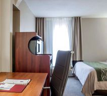 Quality Inn & Suites Cahokia Room