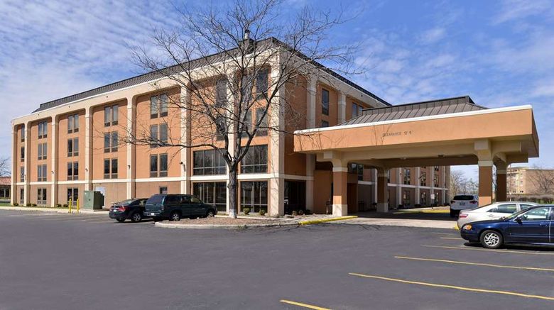 <b>Quality Inn & Suites Matteson Exterior</b>. Images powered by <a href="https://iceportal.shijigroup.com/" title="IcePortal" target="_blank">IcePortal</a>.