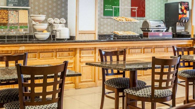 <b>Comfort Inn Restaurant</b>. Images powered by <a href="https://iceportal.shijigroup.com/" title="IcePortal" target="_blank">IcePortal</a>.