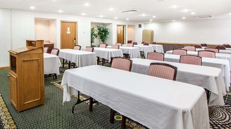<b>Comfort Inn Meeting</b>. Images powered by <a href="https://iceportal.shijigroup.com/" title="IcePortal" target="_blank">IcePortal</a>.