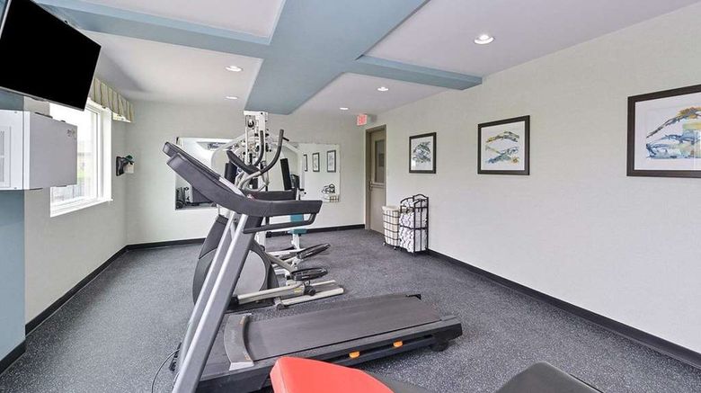 <b>Comfort Inn & Suites Springfield Health</b>. Images powered by <a href="https://iceportal.shijigroup.com/" title="IcePortal" target="_blank">IcePortal</a>.