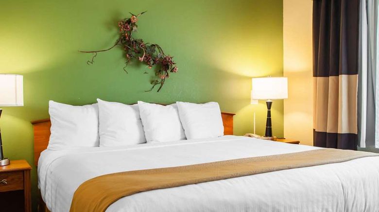 <b>Quality Inn Bolingbrook Suite</b>. Images powered by <a href="https://iceportal.shijigroup.com/" title="IcePortal" target="_blank">IcePortal</a>.