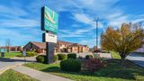 <b>Quality Inn Carbondale Exterior</b>. Images powered by <a href="https://iceportal.shijigroup.com/" title="IcePortal" target="_blank">IcePortal</a>.