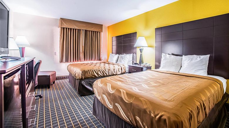 <b>Quality Inn Carbondale Room</b>. Images powered by <a href="https://iceportal.shijigroup.com/" title="IcePortal" target="_blank">IcePortal</a>.