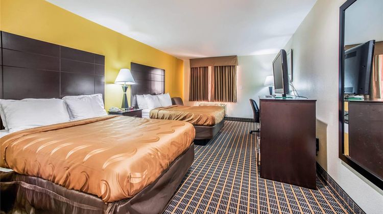 Quality Inn Carbondale Room
