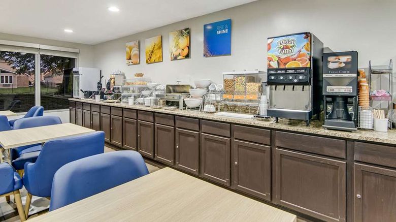 <b>Comfort Suites Restaurant</b>. Images powered by <a href="https://iceportal.shijigroup.com/" title="IcePortal" target="_blank">IcePortal</a>.