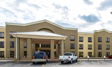 Comfort Suites Effingham Central