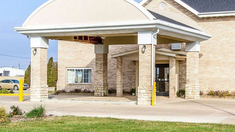 Quality Inn Pontiac Exterior