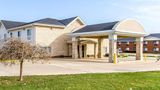 <b>Quality Inn Pontiac Exterior</b>. Images powered by <a href="https://iceportal.shijigroup.com/" title="IcePortal" target="_blank">IcePortal</a>.