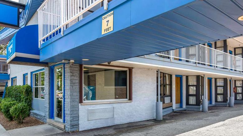 <b>Rodeway Inn Chicago North Shore Lincolnwood Exterior</b>. Images powered by <a href="https://iceportal.shijigroup.com/" title="IcePortal" target="_blank">IcePortal</a>.