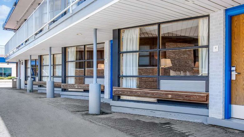 <b>Rodeway Inn Chicago North Shore Lincolnwood Exterior</b>. Images powered by <a href="https://iceportal.shijigroup.com/" title="IcePortal" target="_blank">IcePortal</a>.