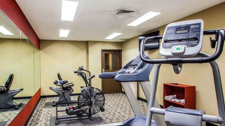 <b>Quality Inn Peoria Health</b>. Images powered by <a href="https://iceportal.shijigroup.com/" title="IcePortal" target="_blank">IcePortal</a>.