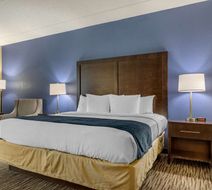 Suburban Studios Arlington Hts-Elk Grove Room