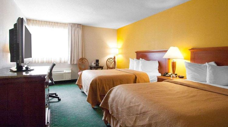 Quality Inn Cairo-Mounds Room