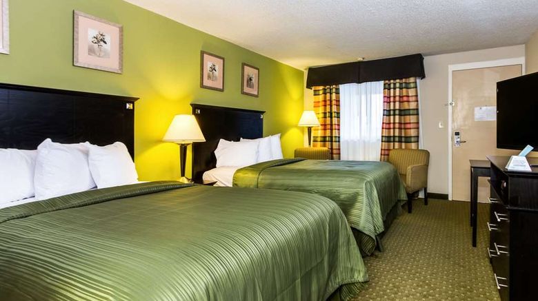 <b>Quality Inn & Suites, Moline Suite</b>. Images powered by <a href="https://iceportal.shijigroup.com/" title="IcePortal" target="_blank">IcePortal</a>.