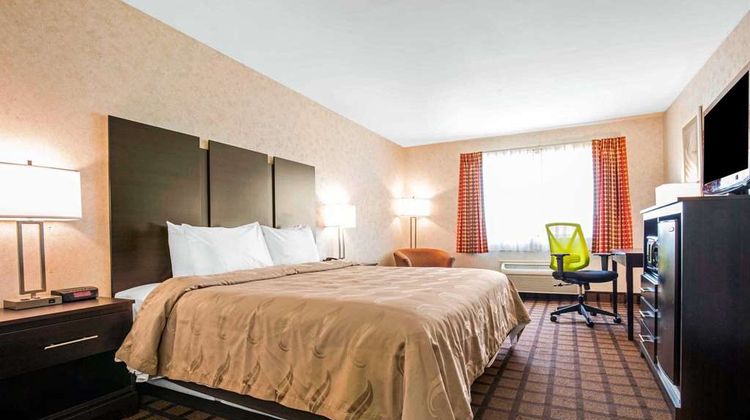 Quality Inn Monee Room