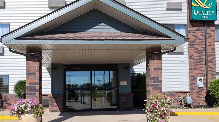 Quality Inn & Suites Bloomington Normal Exterior