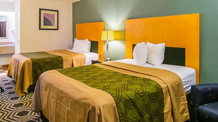 Econo Lodge South Holland Room